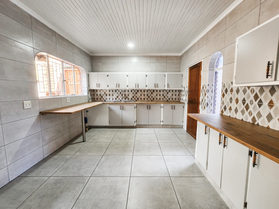 3 Bedroom Property for Sale in Vaalpark Free State